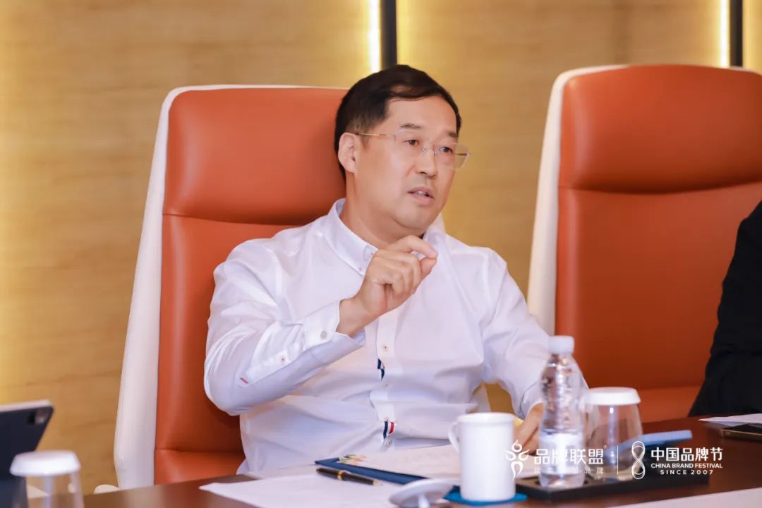 J9集团董事长李军赴昭通调查互换